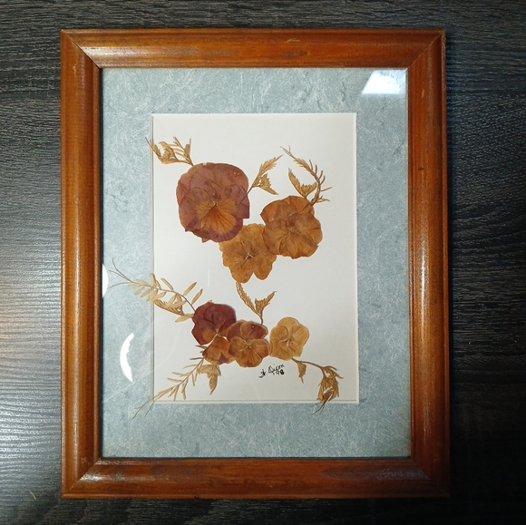 Vintage Pressed Flowers Framed Wall Art Decor Artist Signed - Picture 2 of 10